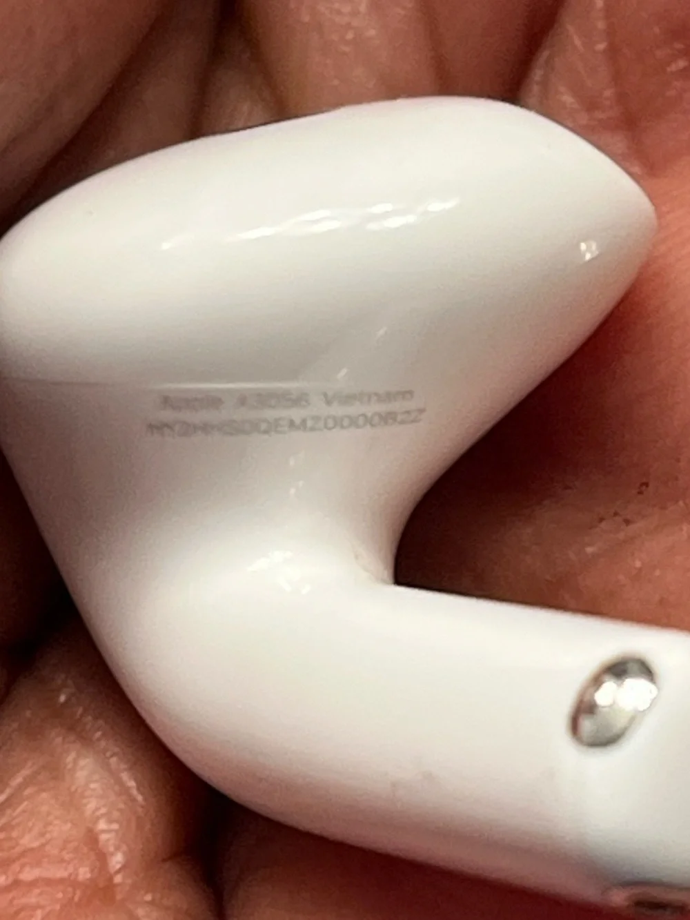 Apple AirPods 4 (4th Gen) ANC A3056 Replacement Earbud Left Side Only